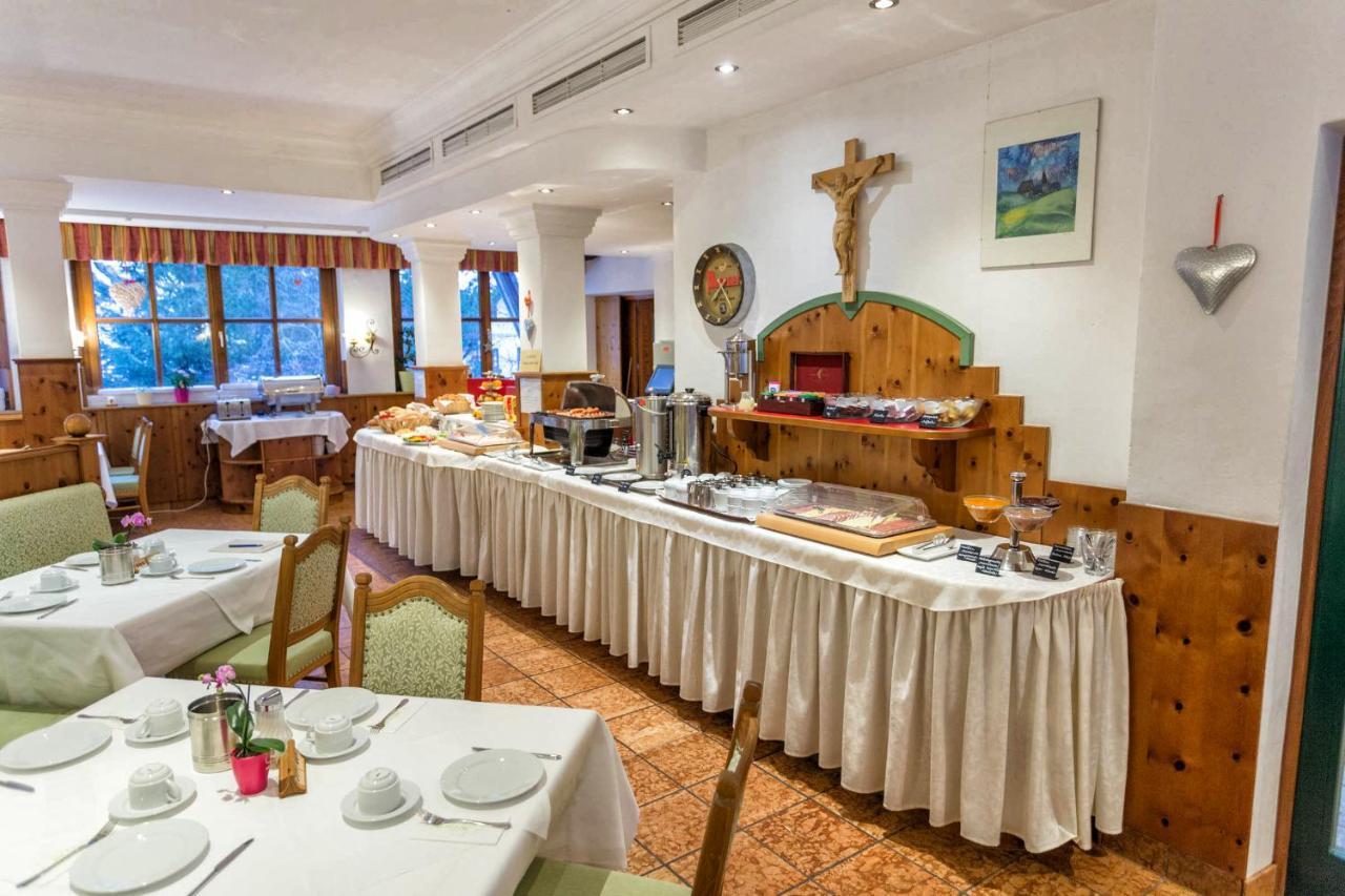 מאוטרנדורף Hotel Neuwirt מראה חיצוני תמונה