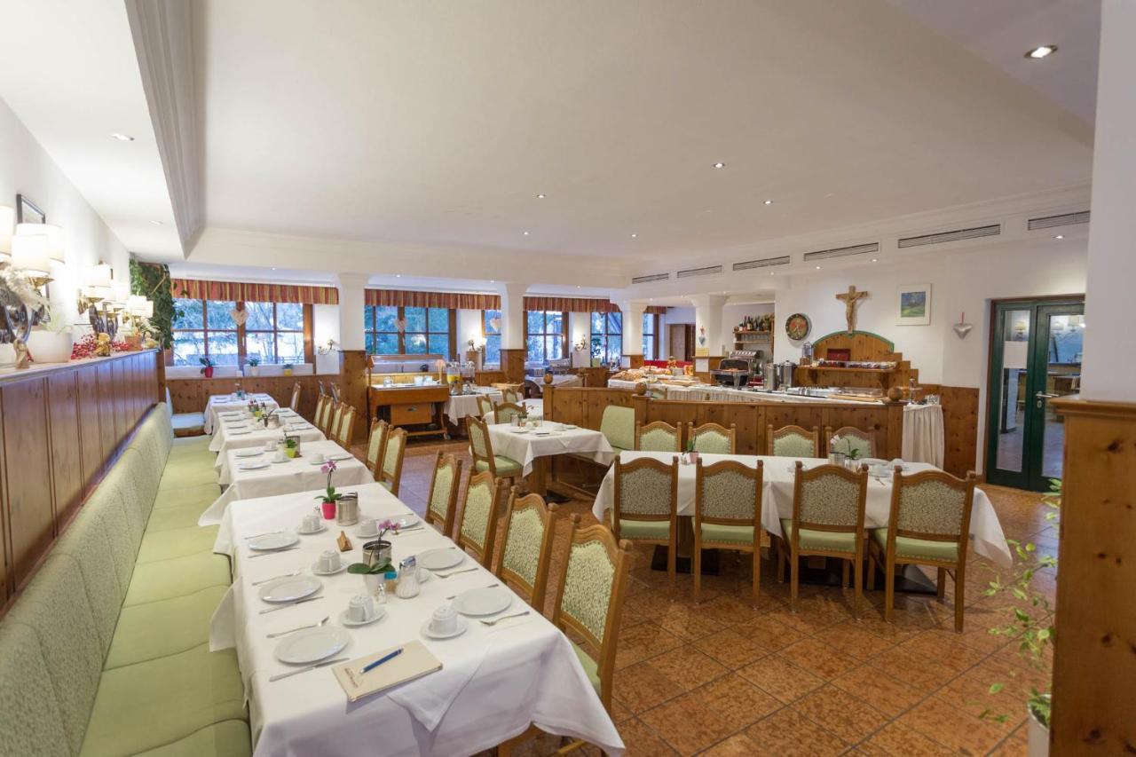 מאוטרנדורף Hotel Neuwirt מראה חיצוני תמונה
