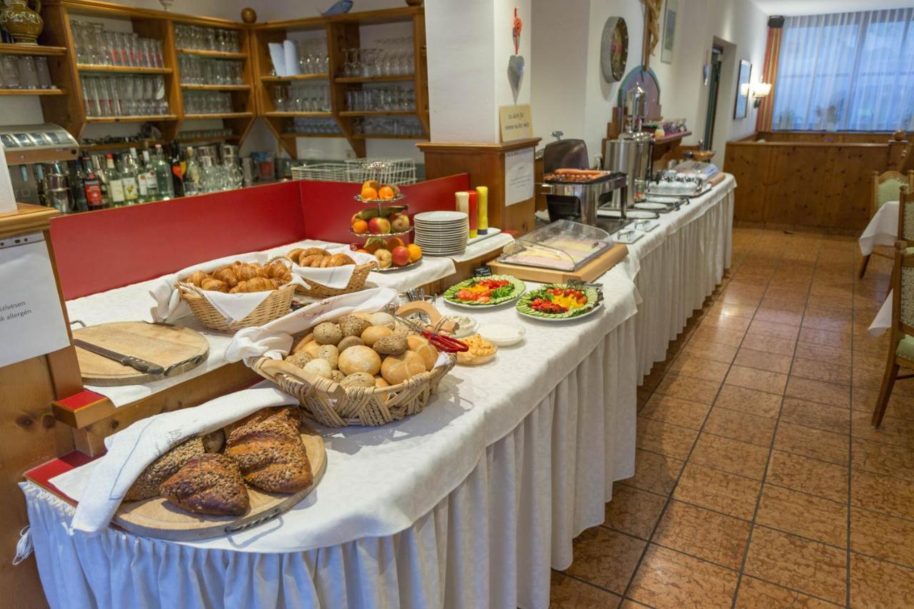 מאוטרנדורף Hotel Neuwirt מראה חיצוני תמונה